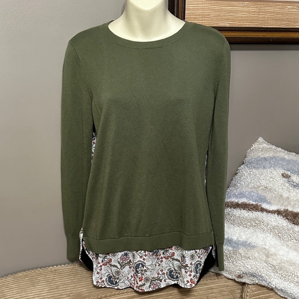 LOFT Olive Knit Top With Floral Back size small